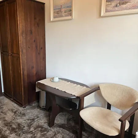 民宿 Goscinny Dom 科沃布热格