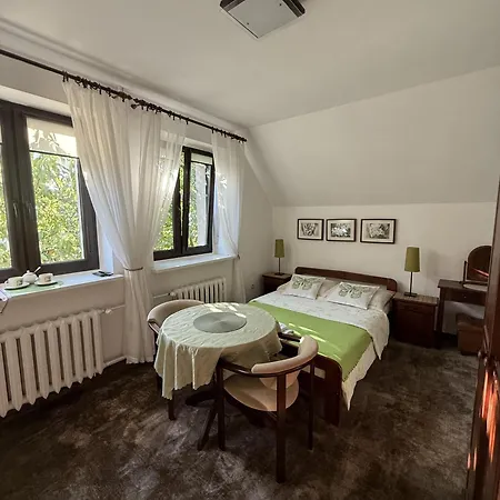 홈스테이 Goscinny Dom *